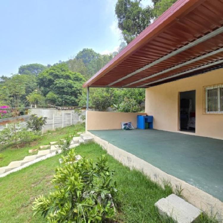 Casa en Venta en amplio Terreno El Manzanillo Z1 Mixco