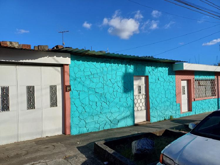 Casa en Renta Uso Comercial cerca de Calzada Roosevelt