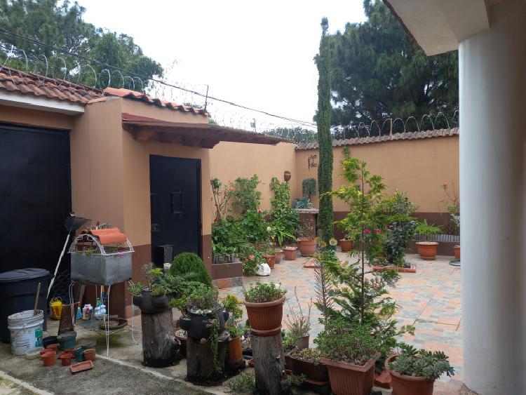 Casa en Venta San Cristóbal en colonia con garita