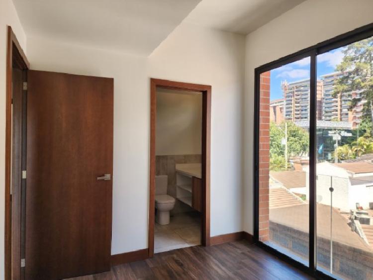 Apartamento en Venta Zona 14 ceca de La Cañada