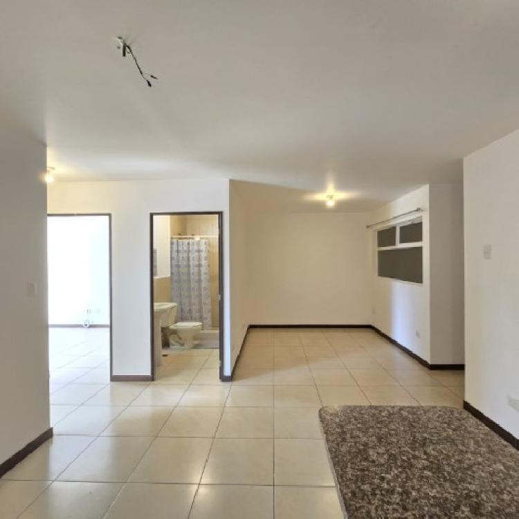 Apartamento en Venta Santa María de Las Charcas Zona 11