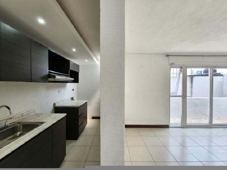 Apartamento en Renta San Cristóbal Sector B1 con Garita