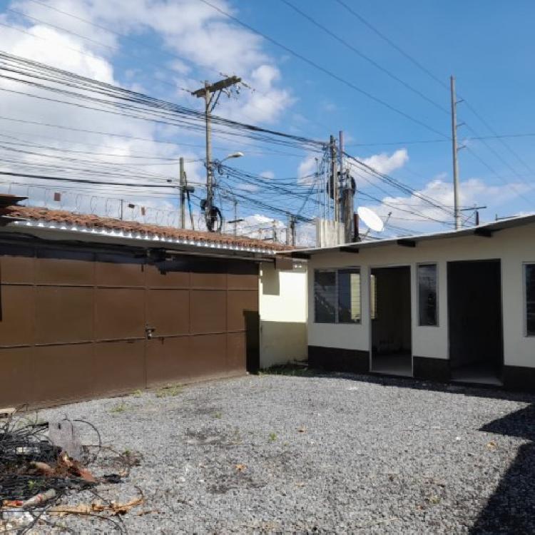 Casa para Uso Comercial en Venta Villa Nueva