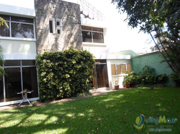 CASA EN VENTA ZONA 11 LAS CHARCAS