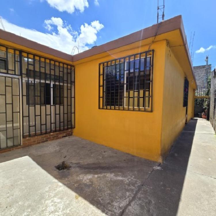 Casa en Venta Zona 11 Carabanchel