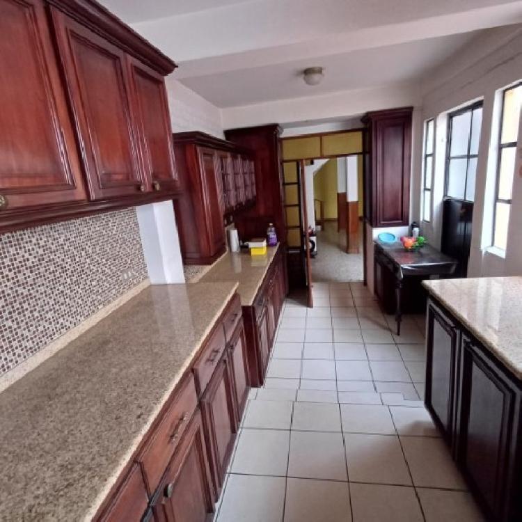 Casa en Venta en Colonia Monte Verde Zona 4 Mixco