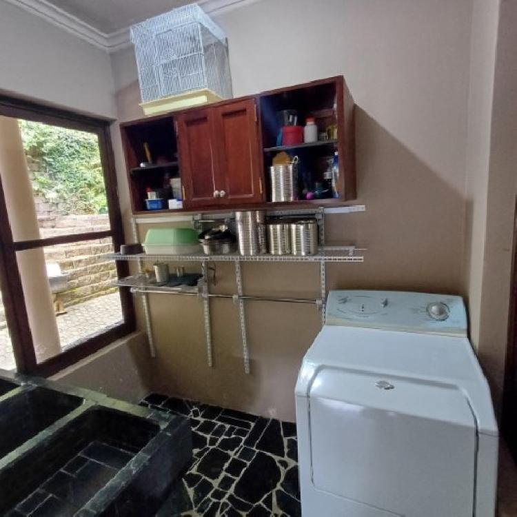 Casa en venta en El Encinal Zona 7 Mixco Guatemala