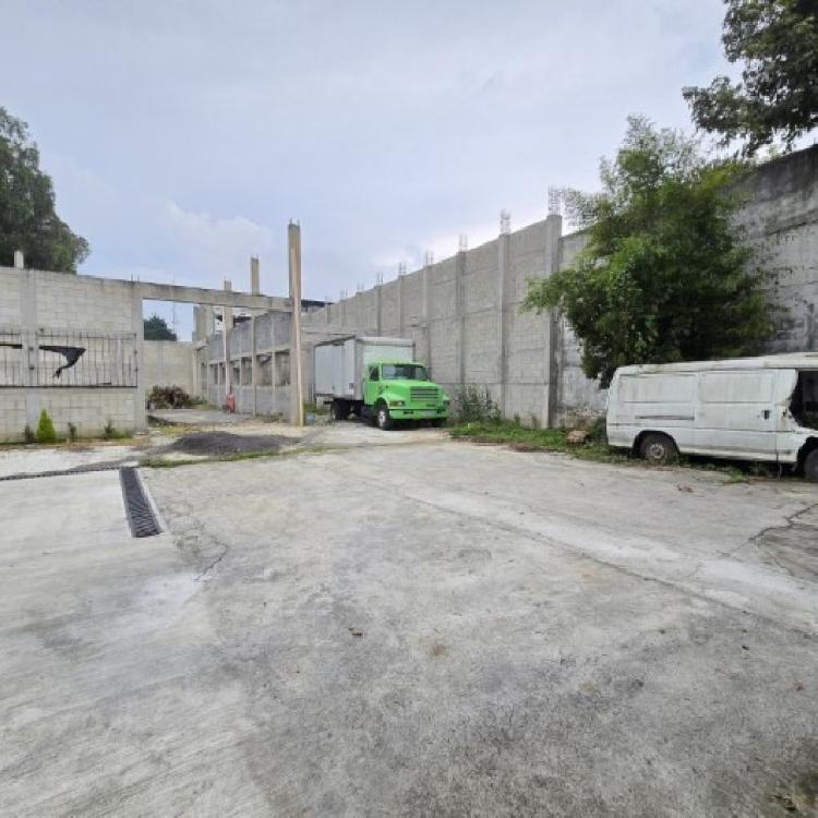 Bodega con Terreno en Renta San Lucas, Interamericana