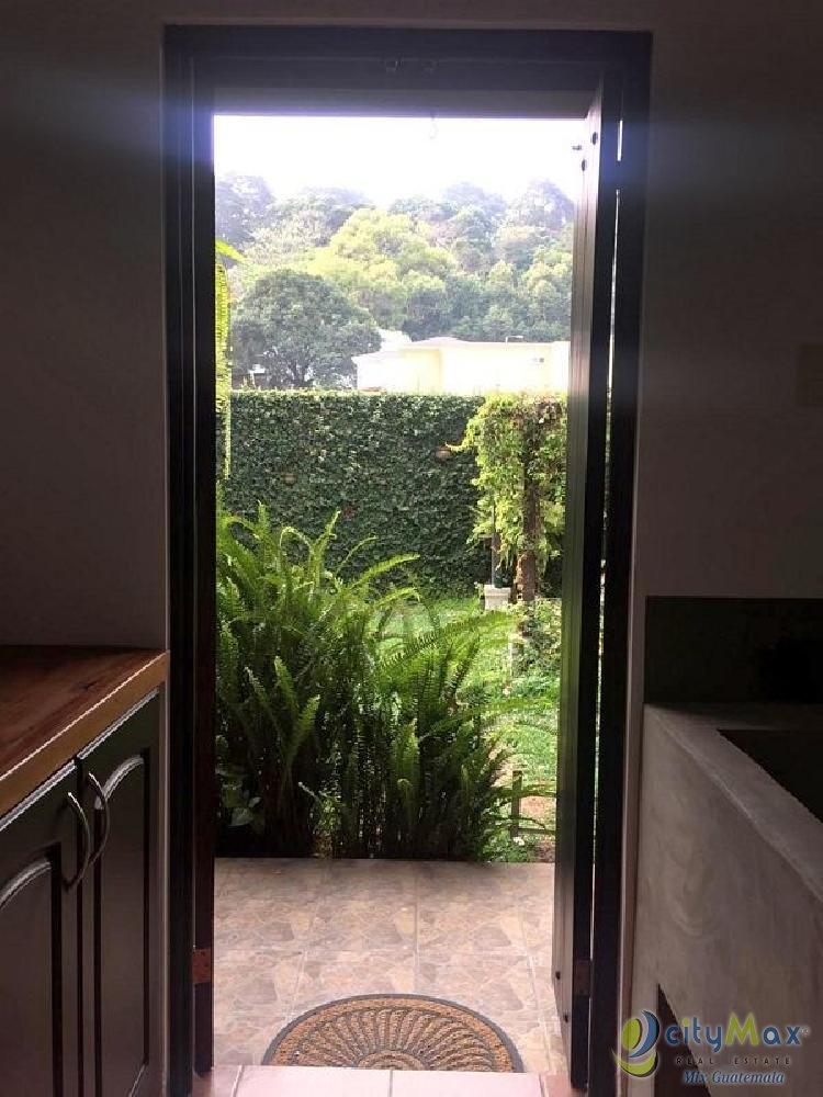 Casa en Venta en La Fontana I Carretera al Salvador