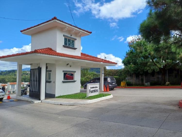 Casa en Renta Fuentes del Valle V cerca de Metronorte