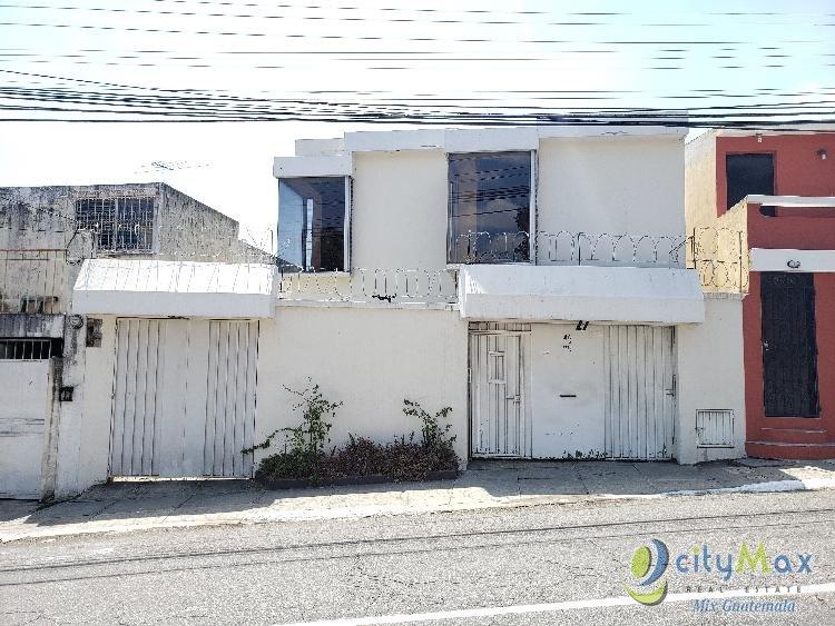 Casa en Venta sobre Bulevar San Jacinto Zona 10 Mixco