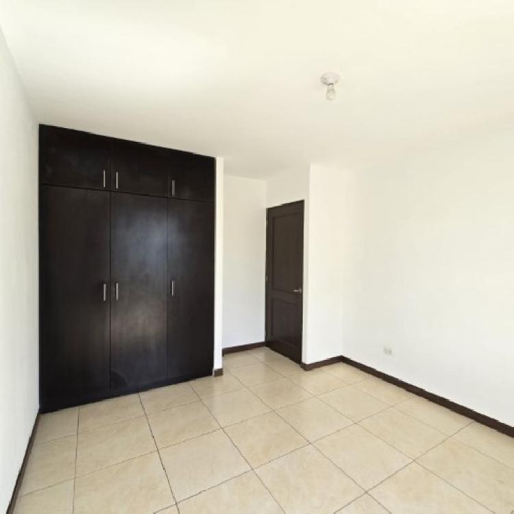 Apartamento en Renta en Santa Maria Las Charcas Zona 11