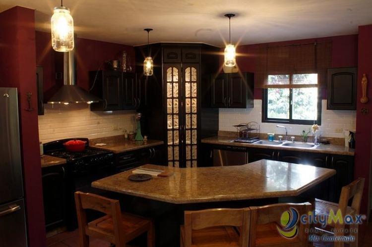 Casa en Venta en La Fontana I Carretera al Salvador