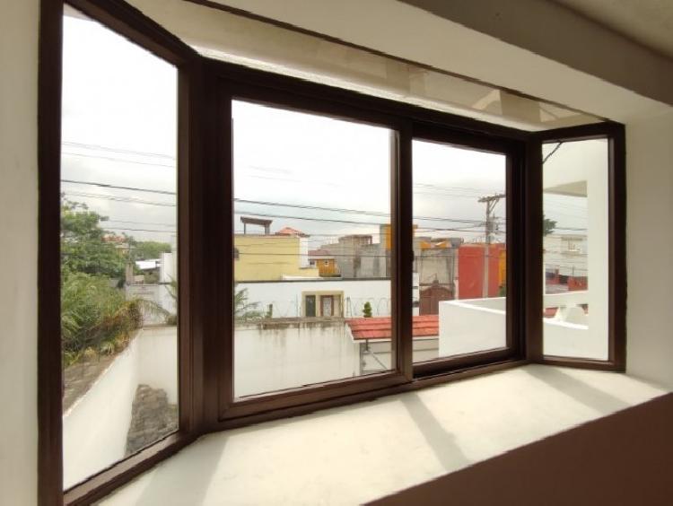 Casa en Venta Balcones de San Cristóbal, Guatemala