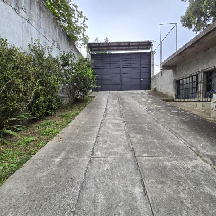 Bodega con Terreno en Renta San Lucas, Interamericana