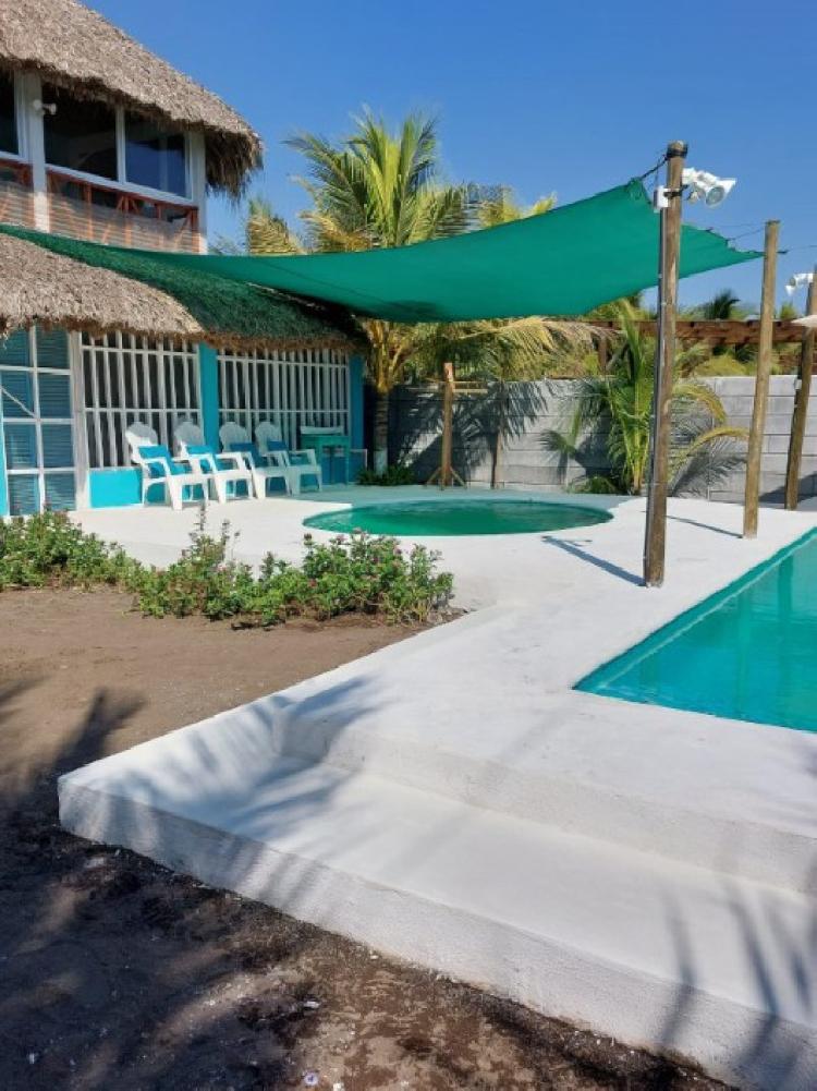 Casa de Playa en Venta Monterrico, Taxisco, Santa Rosa