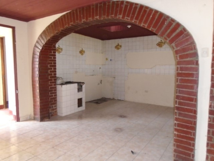 Casa en Venta Zona 11 para Uso Comercial