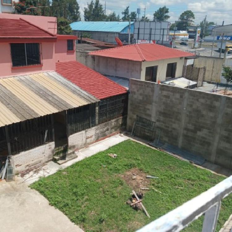 Casa Grande para Uso Comercial en Renta Zona 12 Ciudad