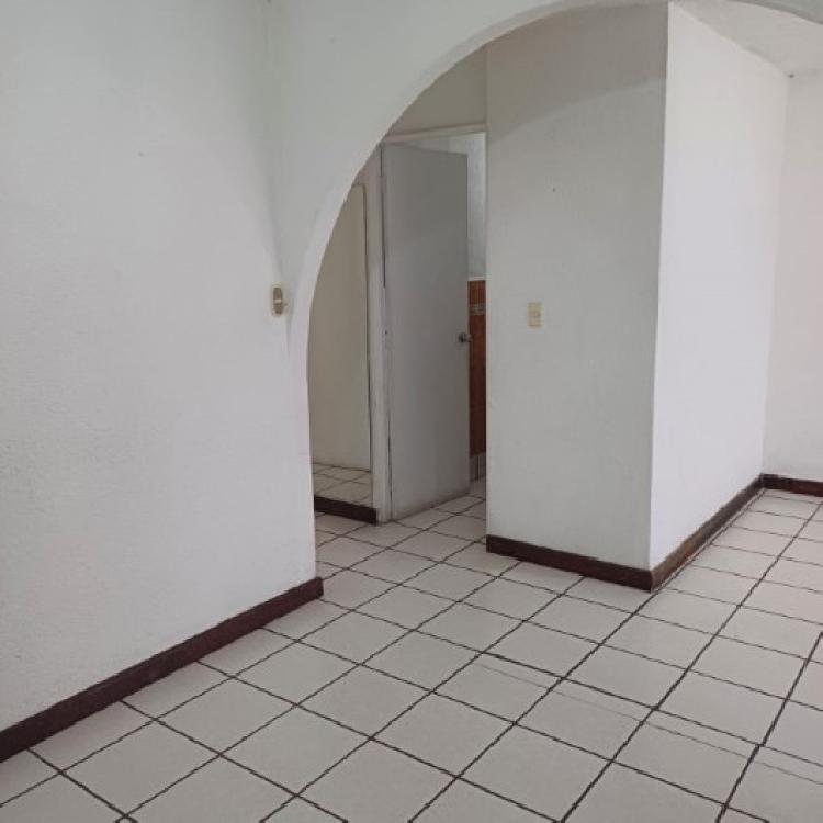 Casa en Renta Paisajes de San Cristóbal Zona 8 Mixco