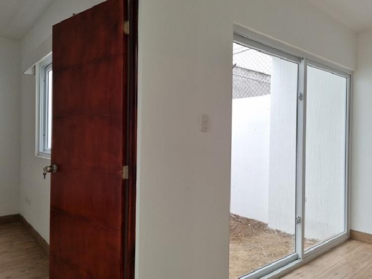 Apartamento en Renta San Cristóbal, con jardín interior