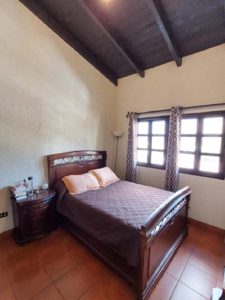 Casa en Venta tipo Colonial Jocotenango, Sacatepéquez