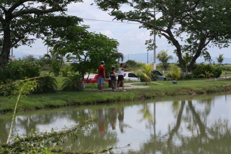 Lagunas de Monterrico, Terreno en Venta