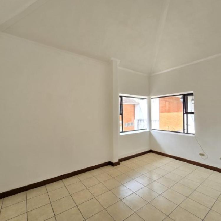 Casa en Renta San Cristóbal A-1 por Bulevar Principal