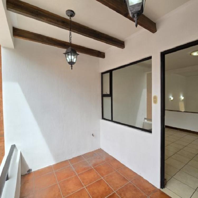 Casa en Renta San Cristóbal A-1 por Bulevar Principal