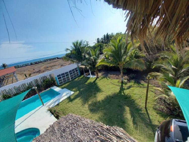 Casa de Playa en Venta Monterrico, Taxisco, Santa Rosa