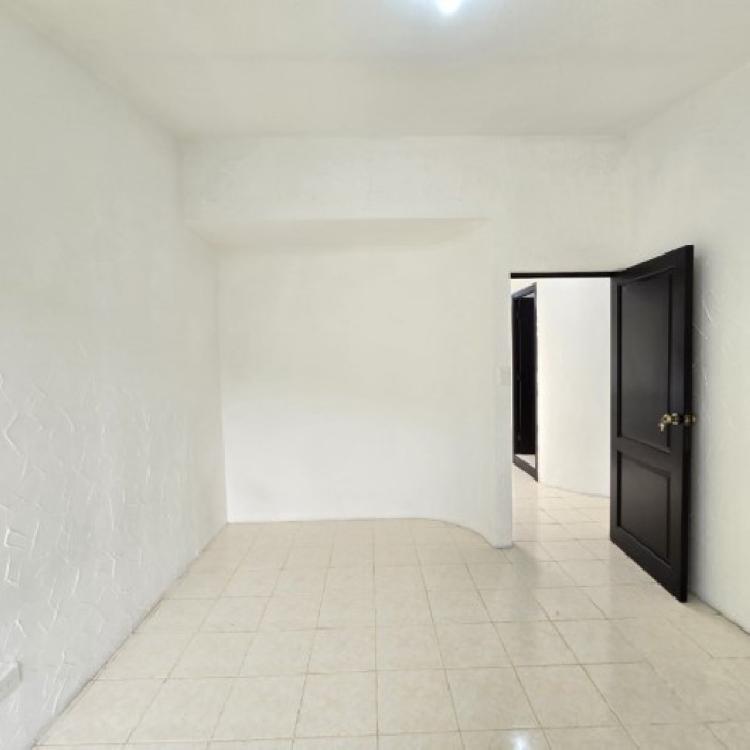 Casa en Venta Zona 1 de Mixco, Las Hojarascas