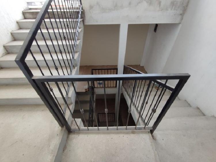 Edificio de 3 Niveles en Venta y Renta, San Cristóbal