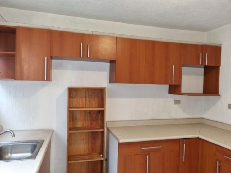 Casa en Venta San Cristóbal, adentro de condominio