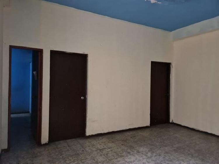 Edificio de 4 niveles en Venta en Calz. Aguilar Batres