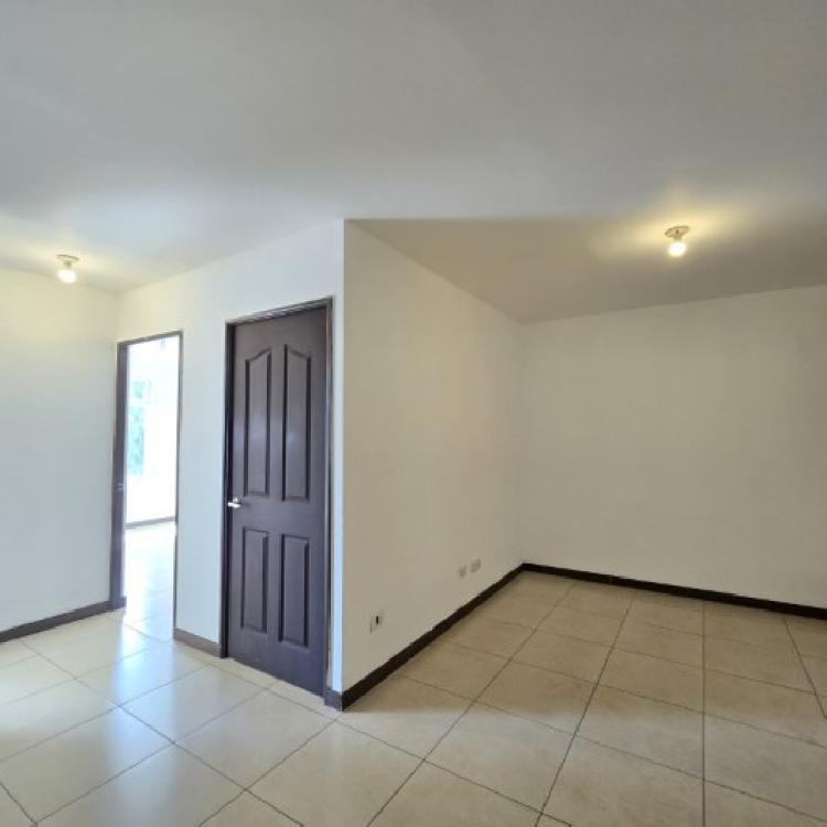 Apartamento en Renta en Santa Maria Las Charcas Zona 11