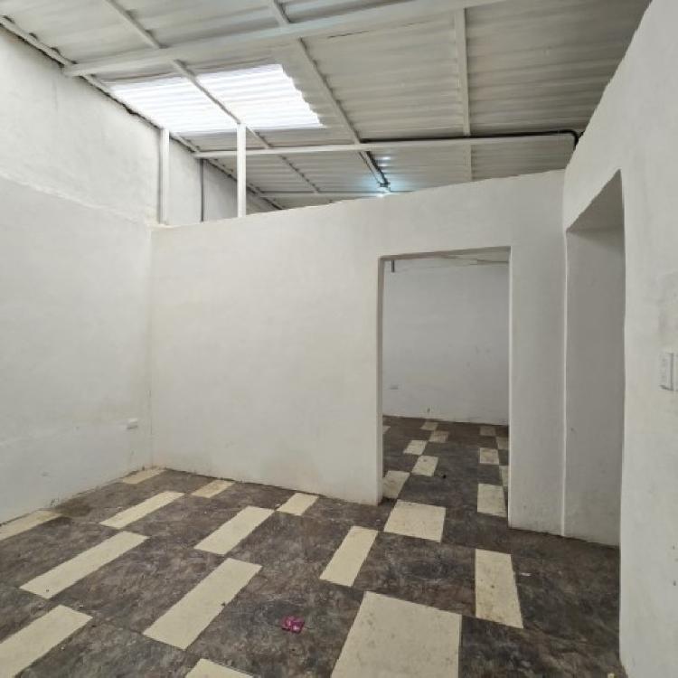 Casa en Venta Zona 11 Carabanchel Ideal para Inversión