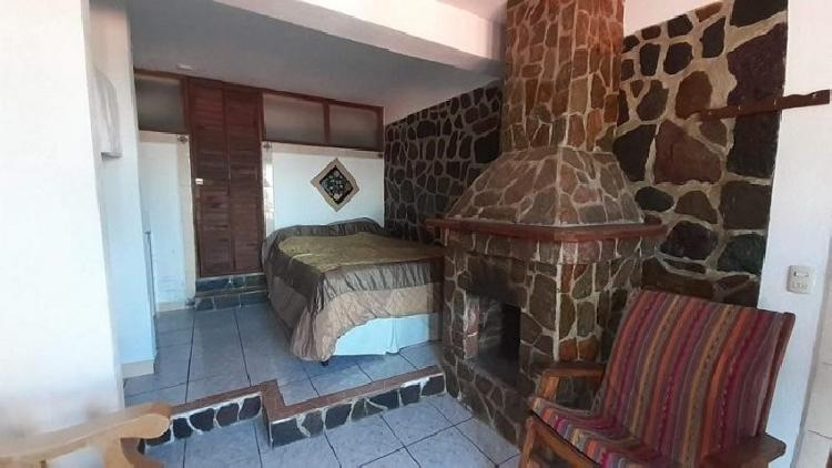 Hotel Boutique en Venta en Orilla de Playa Lago Atitlán