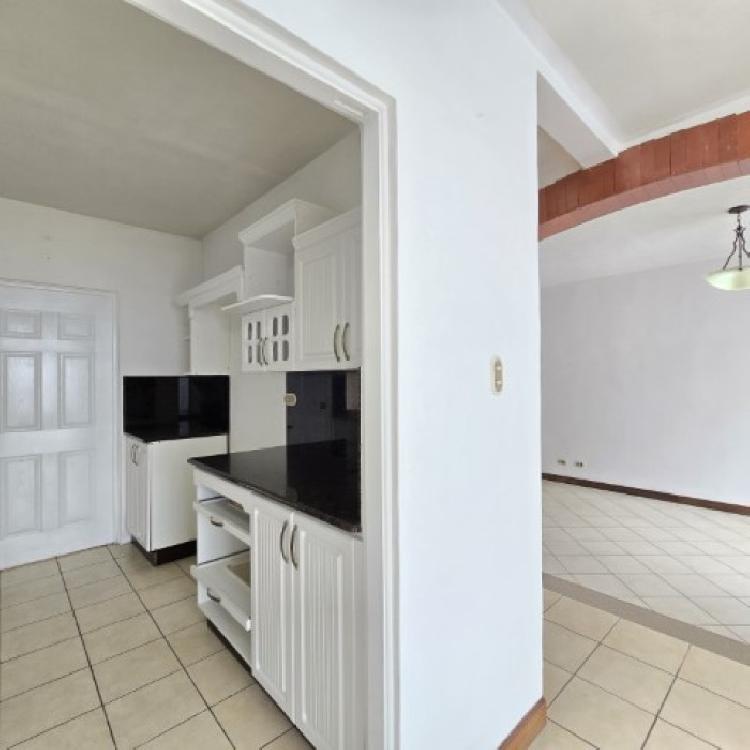 Casa en Renta San Cristóbal A-1 por Bulevar Principal
