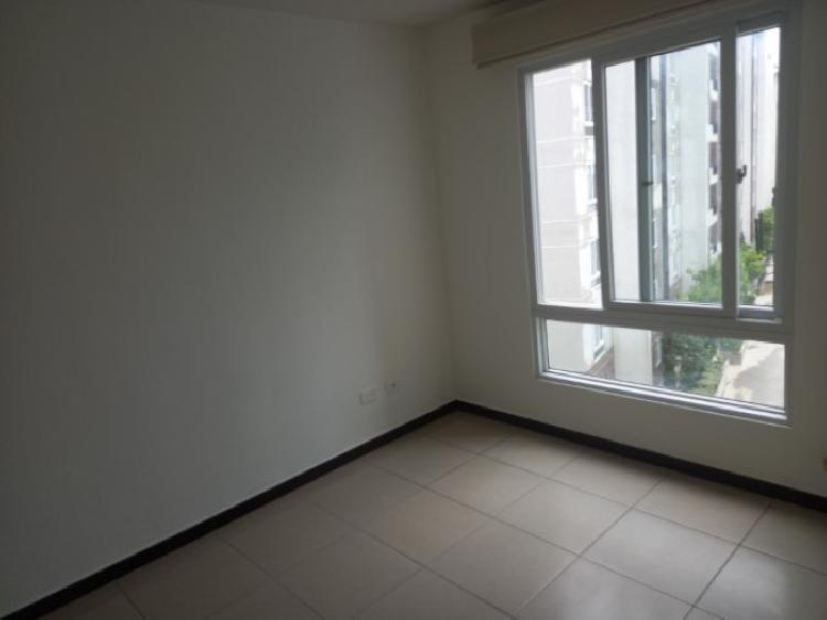 Apartamento en Venta Parque 7 Calzada Roosevelt - Final