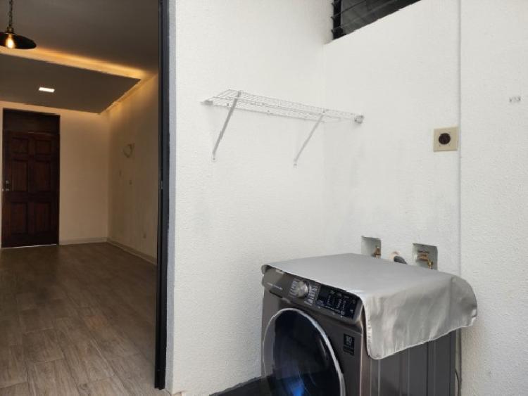 Apartamento de 1 habitación en Renta Zona 16 La Montaña