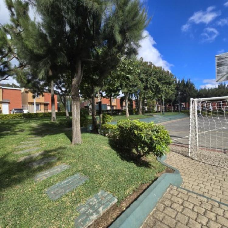 Casa en Renta Planes de Bárcenas Zona 3 Villa Nueva