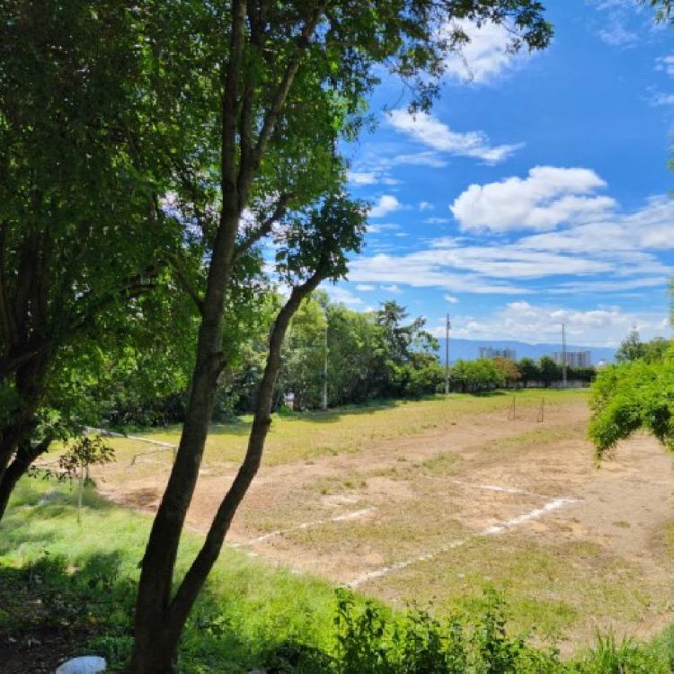 Casa de Un Nivel en Venta en Colonia Lomas de Portugal