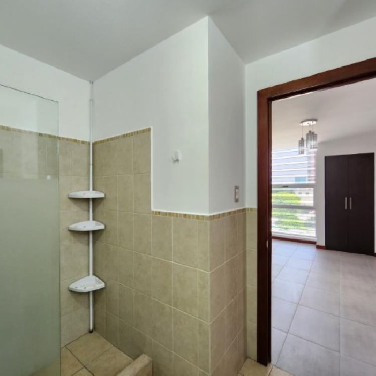 Apartamento en Renta Edificio Alandra Zona 10 Guatemala