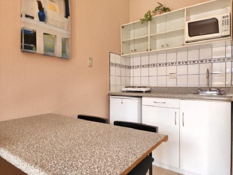 Apartamento Amueblado Tipo Estudio en Renta Zona 9