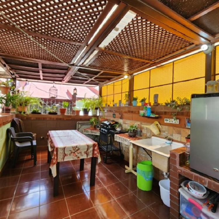 Casa en Venta Lomas del Sur San José Villa Nueva