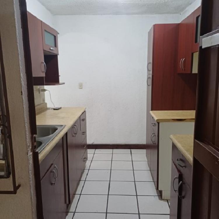 Casa en Renta Paisajes de San Cristóbal Zona 8 Mixco