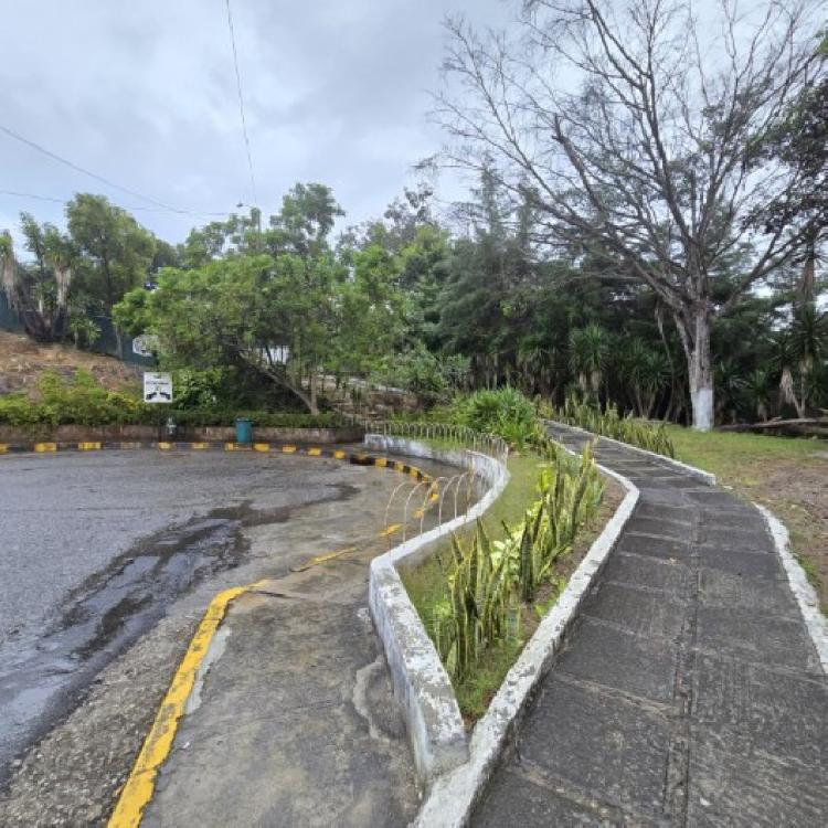 Casa en Renta Montaña de Minerva Z.11 Mixco, Un Nivel