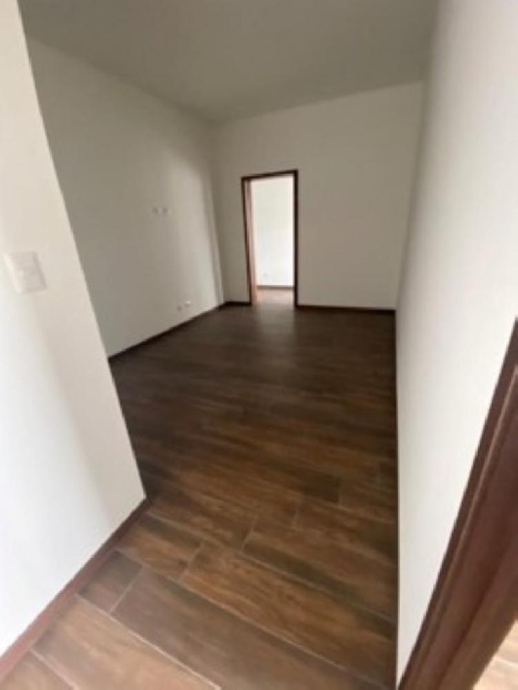 Apartamento en Venta y Renta Zona 10, Ciudad Guatemala