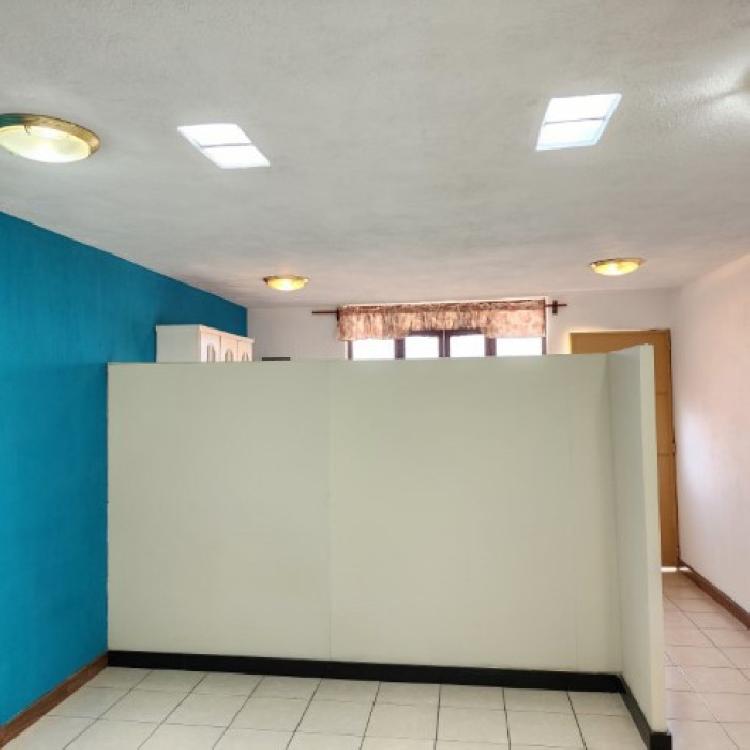 Apartamento de 1 Habitación en Renta Zona 12