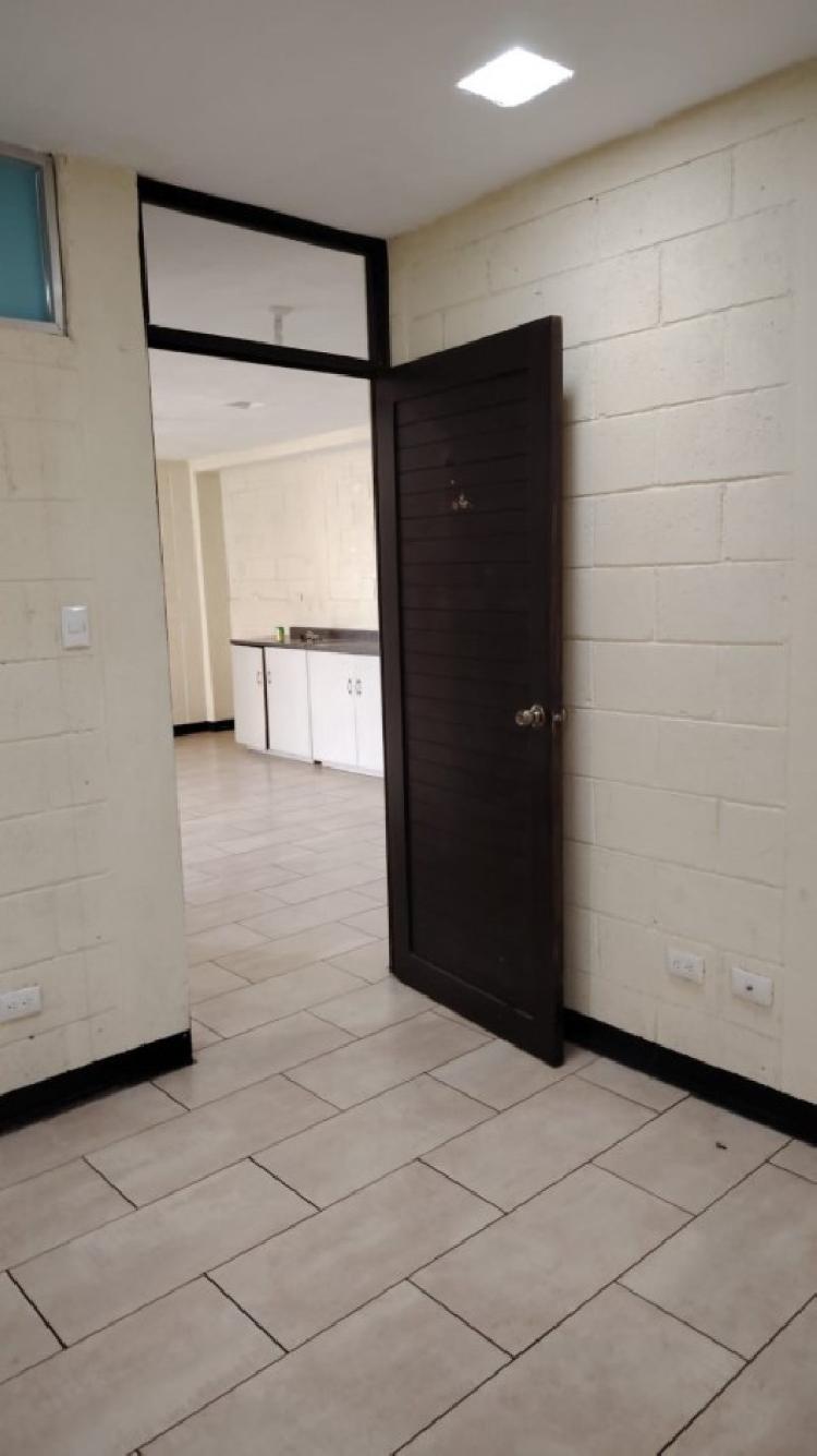 Apartamento en Alquiler Monte Real Zona 4 de Mixco