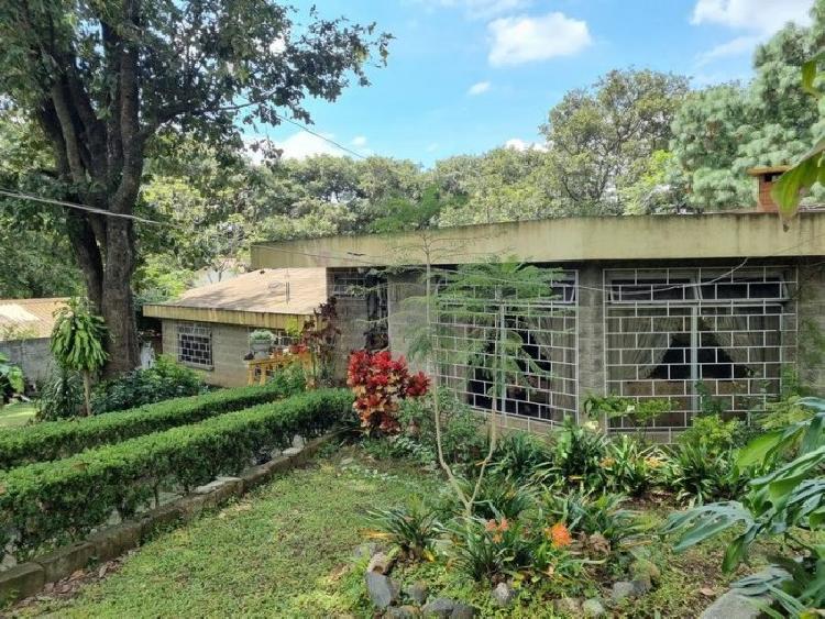 Casa en Venta San Cristóbal con amplio terreno